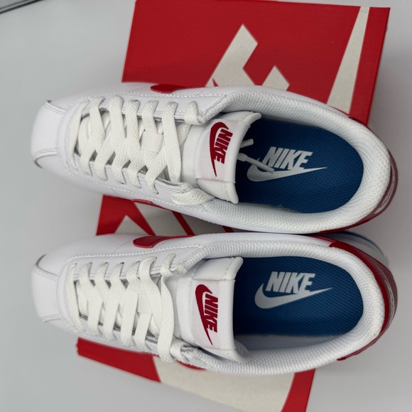 Nike Cortez White and Red Sneakers women’s 7 red/blue/white new in box - Picture 4 of 7